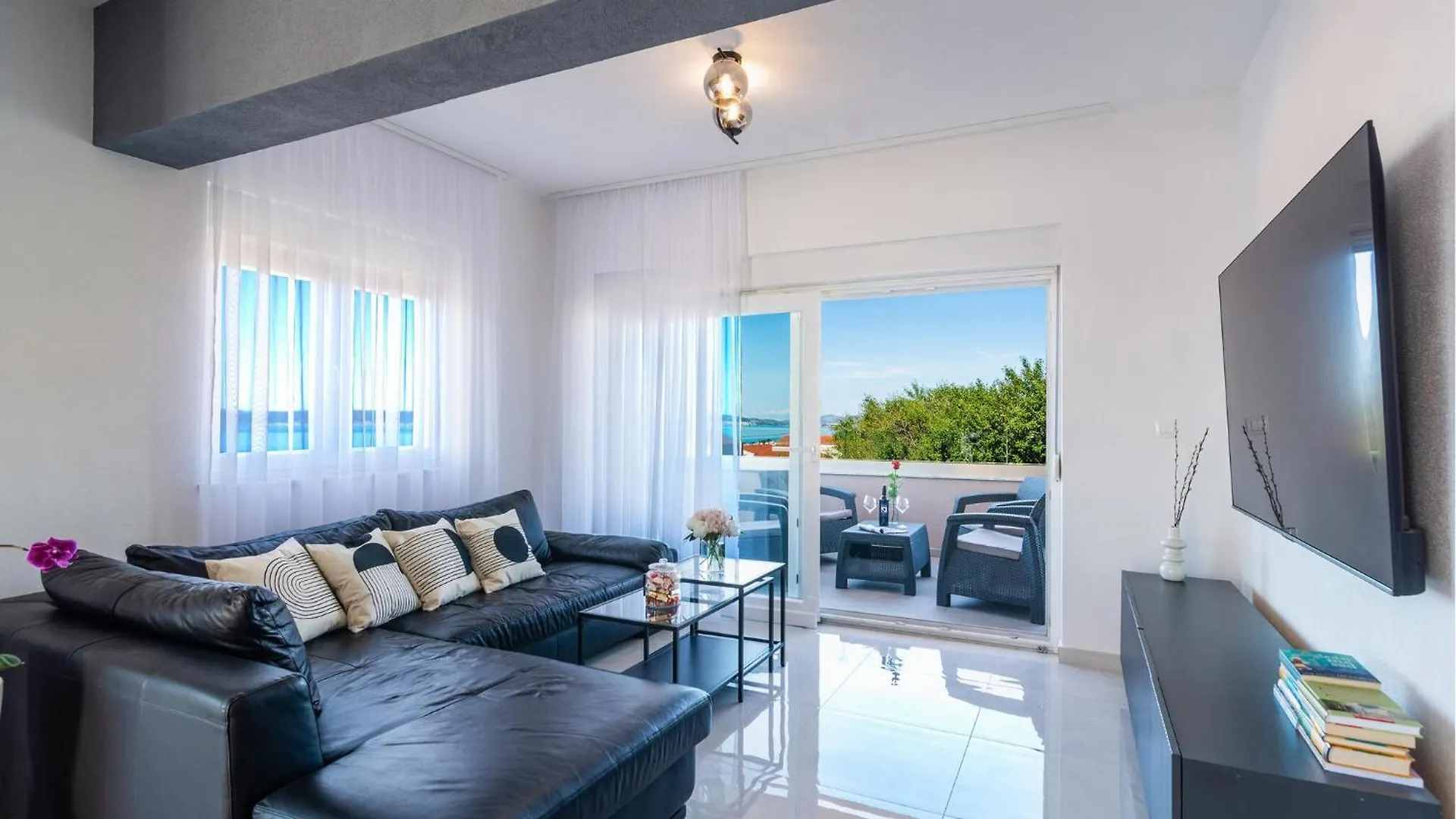 3 Bedroom Beautiful Apartment In Kastel Gomilica Kastela Croatia