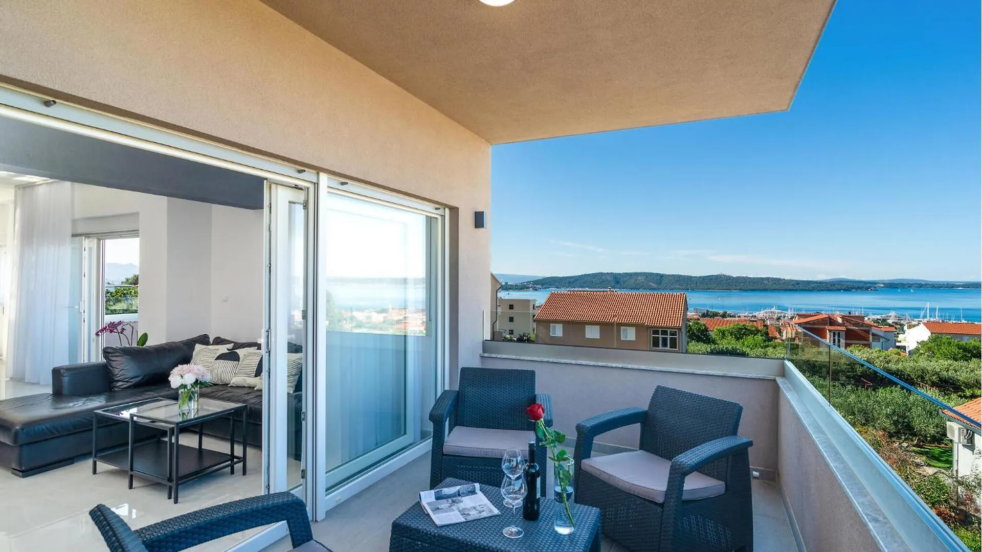 3 Bedroom Beautiful Apartment In Kastel Gomilica contacts