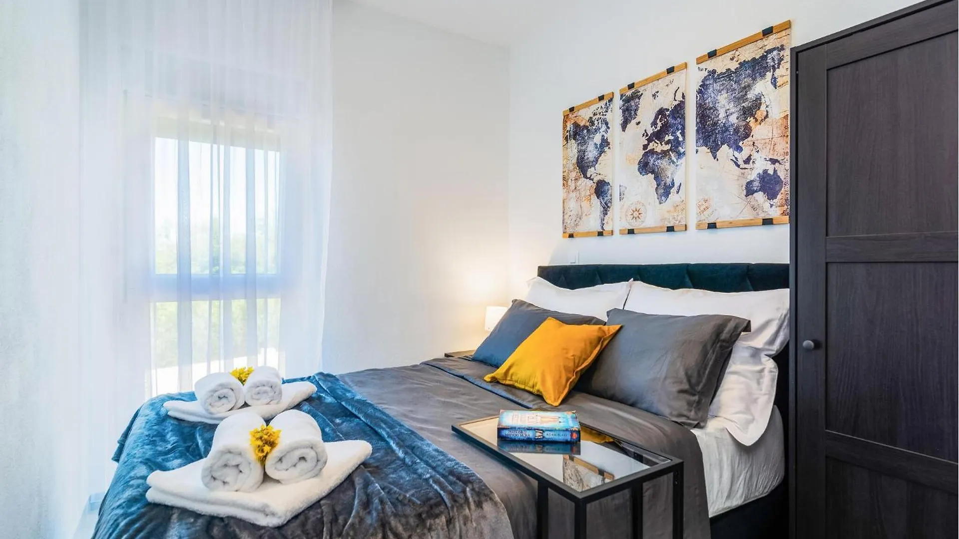3 Bedroom Beautiful Apartment In Kastel Gomilica Kastela