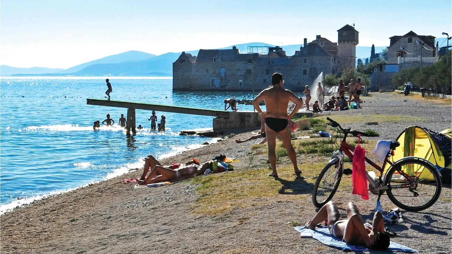 3 Bedroom Beautiful Apartment In Kastel Gomilica Kastela Croatia